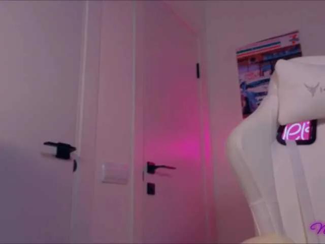 Offline -naomisweet- on BongaCams