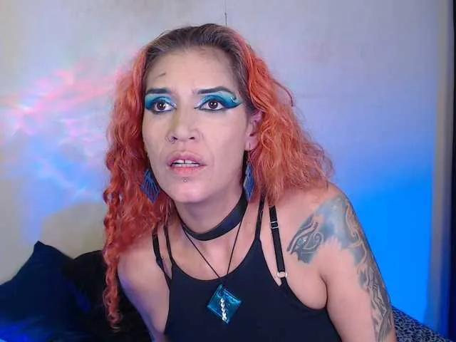 AgathaTenebri on BongaCams 