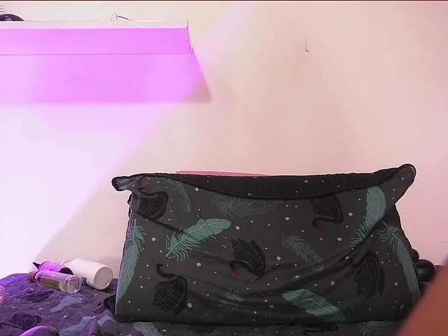 Offline ale-evanz on BongaCams