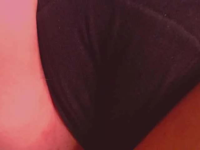 Offline amazingtits-5D on BongaCams