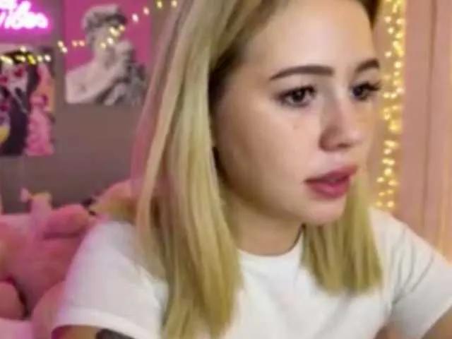 Freechat AmyGlad on BongaCams