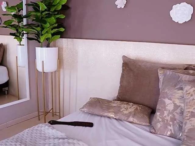 Freechat AylinMiller on BongaCams