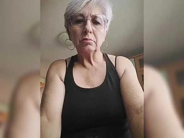 canitas69 on BongaCams