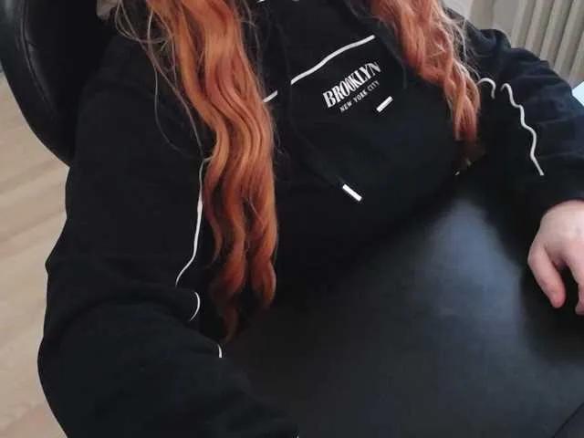 Offline Celina-Rose on BongaCams