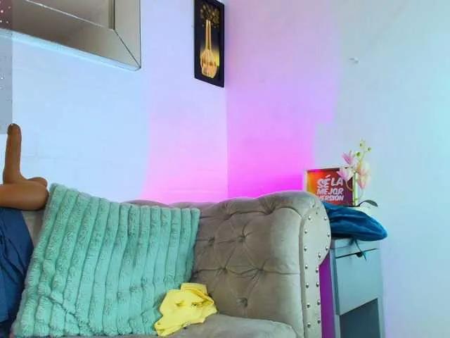 EllenaBoobs on BongaCams 