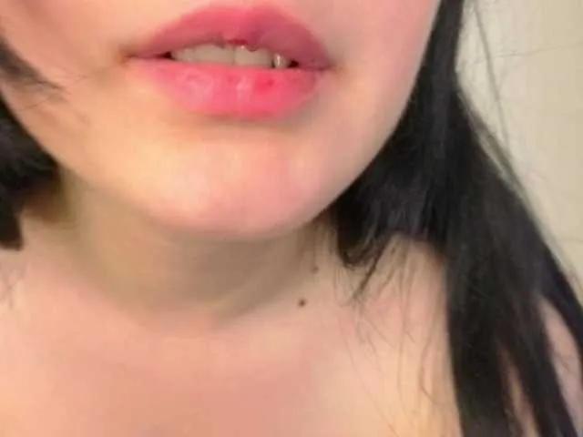 Freechat EnricaElis on BongaCams