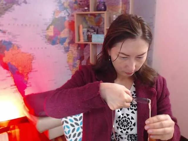 EvelynnMiller on BongaCams 