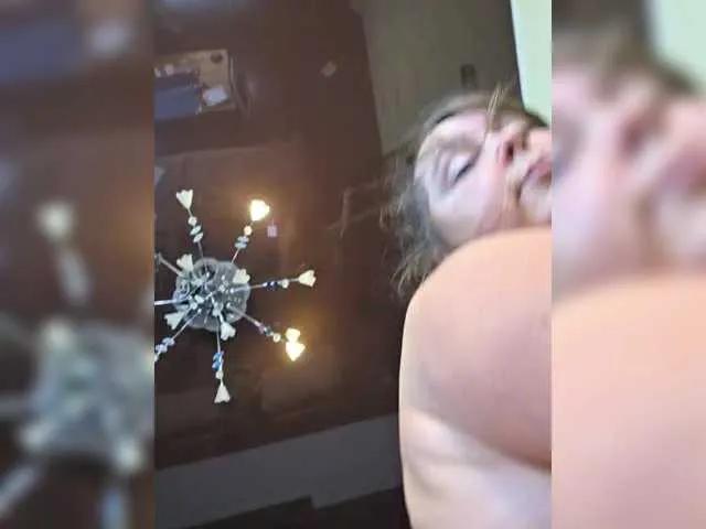 Offline HairyCrotch on BongaCams