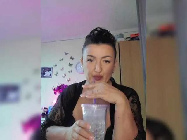 Offline Hotangel75 on BongaCams