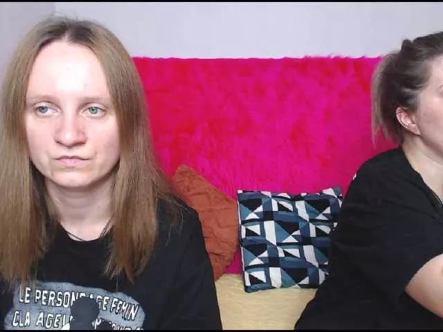 Offline HotBuns on BongaCams