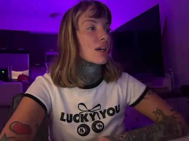 iiixbostonxiii on BongaCams 