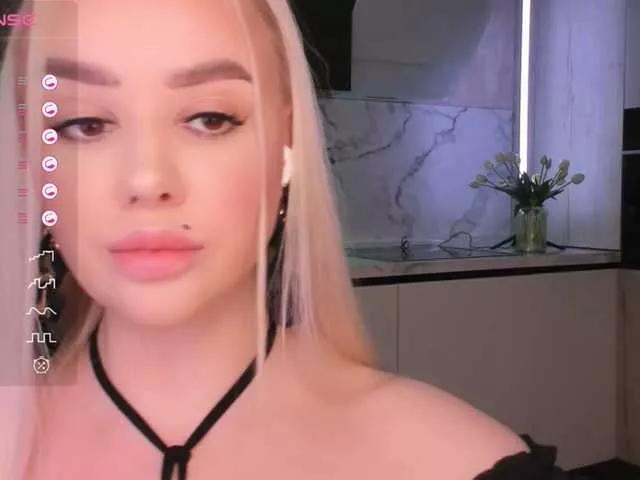 Offline In-your-fucking-mind on BongaCams