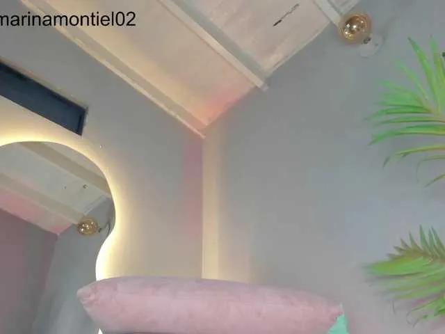 Freechat Kahia-swt on BongaCams