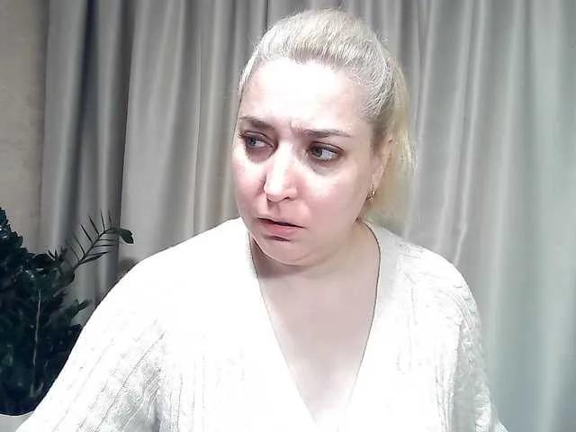 KickaIricka on BongaCams 