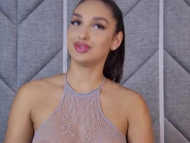 Kimberlymav — I love confident, generous men who know how to take control  Teasing, dirty talk, and slow build-up drive me wild... Make me feel desired, and I'll show you how naughty I can get. 