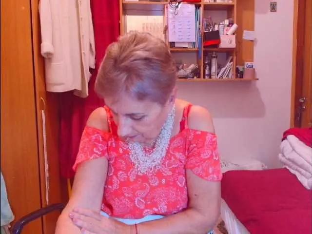 Kira9476 — Freechat on BongaCams