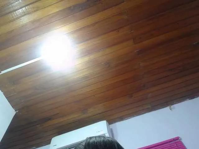 Freechat KOURTNEY- on BongaCams