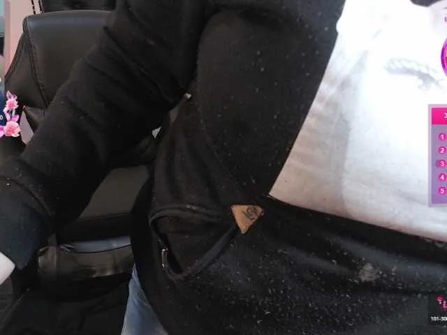 Offline KrystalAdams on BongaCams