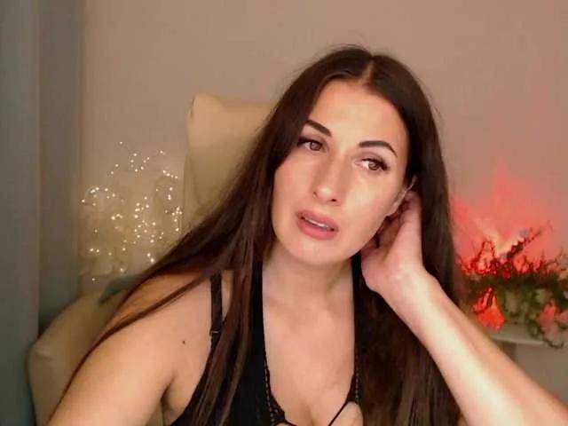 Freechat MaryMalory11 on BongaCams