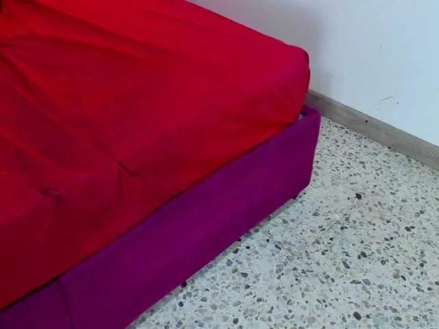 Freechat MilfSharoon on BongaCams