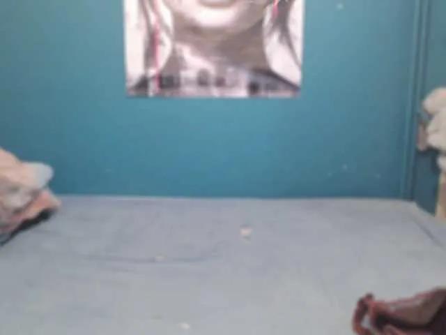 Offline NADINNNE on BongaCams