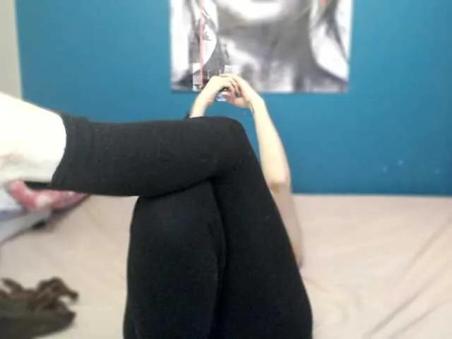 Offline NADINNNE on BongaCams