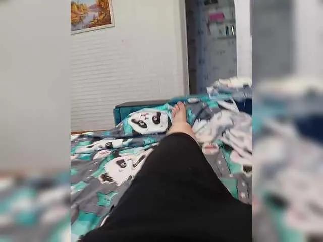 Niki233221 on BongaCams 