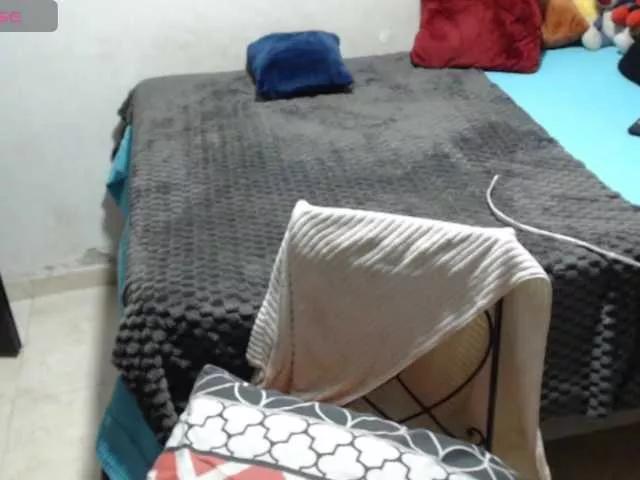 Offline paloma12 on BongaCams