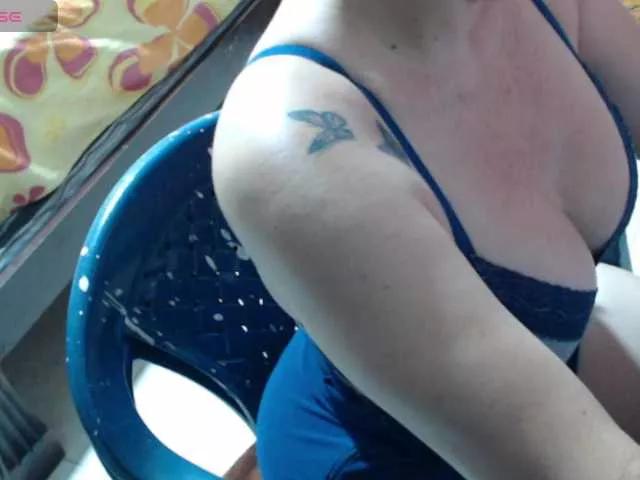 Offline paloma12 on BongaCams