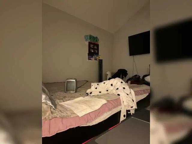 Peachyz on BongaCams