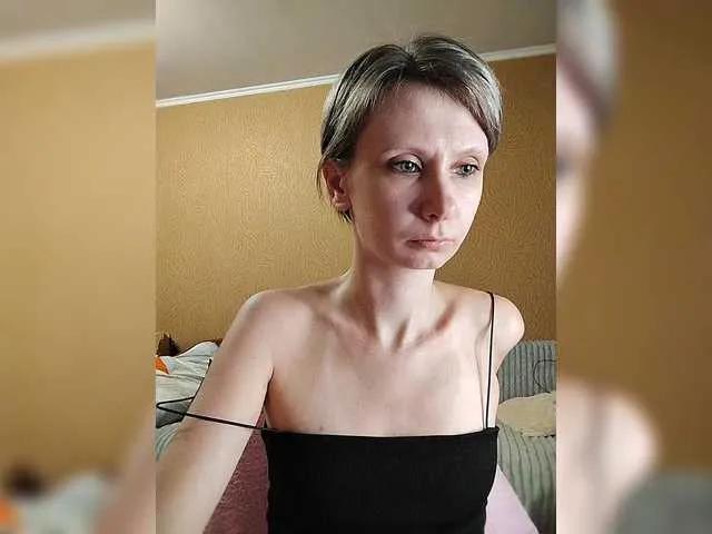 Offline prettyKris on BongaCams
