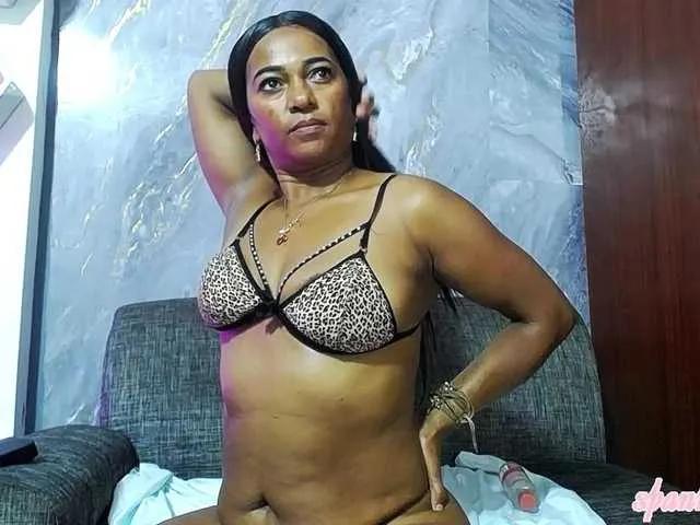 Queen-dayanna on BongaCams 