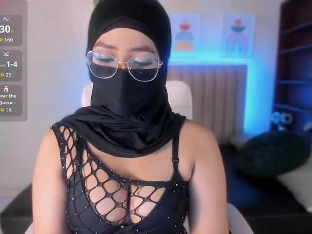 sasha-anaan on BongaCams 