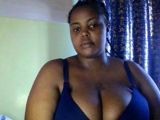 Freechat sauccyspoilage on BongaCams