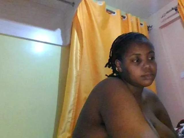 Freechat sauccyspoilage on BongaCams