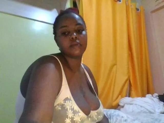 Freechat sauccyspoilage on BongaCams