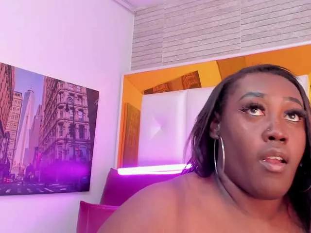 Offline ShaniaBrown on BongaCams