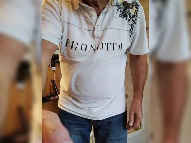 Sunshine-Lady33 on BongaCams 