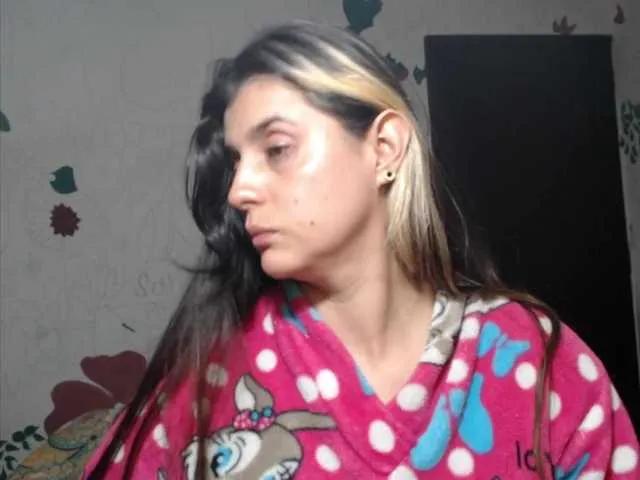 Freechat Wtwins on BongaCams