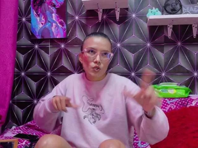 Offline Yaumiiko on BongaCams