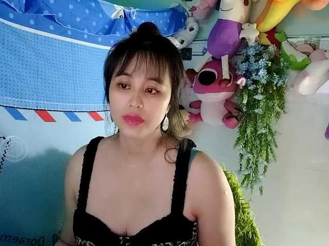 Offline Youngsee69 on BongaCams