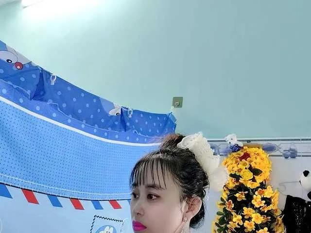 Offline Youngsee69 on BongaCams