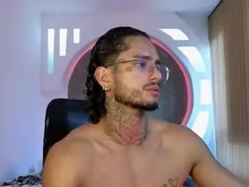 alanrodgers2_0 on Chaturbate 