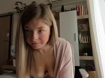 Freechat bestgirl_ofthe_neighborhood on Chaturbate