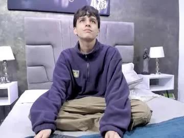 Freechat bruce_hans on Chaturbate