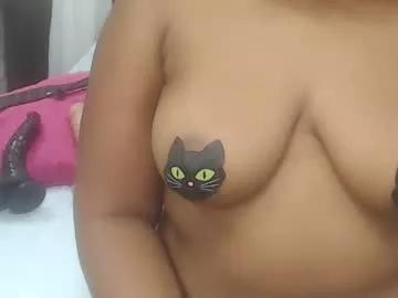 Freechat caseymoon on Chaturbate