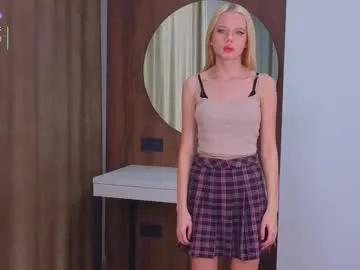 cletaunderkoffler — Goal:Look at you close to cam? I'm Aria, im new here!! #new #lovense #18 #blonde #teen [15 tokens remaining]