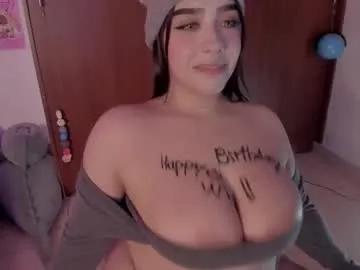 Away danii_boobs on Chaturbate