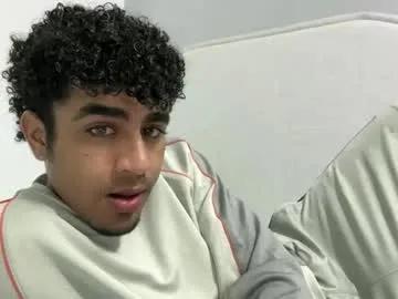 dominic_brand — make me squirt?   111/222/333 #cum #hairy #fuckmachine  #feet #young [2685 tokens remaining]