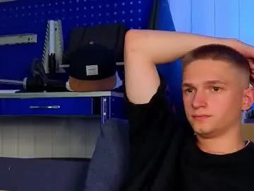 Freechat dustyn_fox on Chaturbate